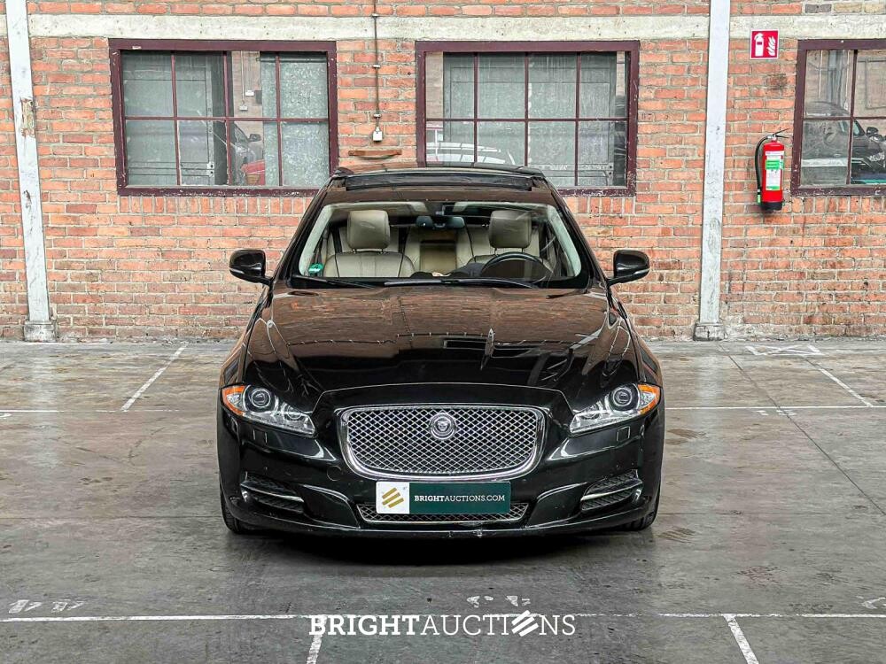 Jaguar XJ L 5.0 V8 LWB Portfolio 385pk 2011 MY