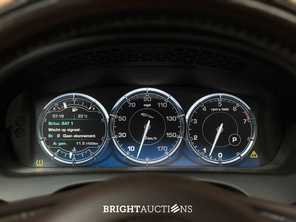 Jaguar XJ L 5.0 V8 LWB Portfolio 385pk 2011 MY