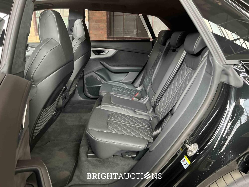 Audi Q8 60 TFSIe Quattro S-Line 490pk 2025 Plug-In Hybrid Fabrieksgarantie