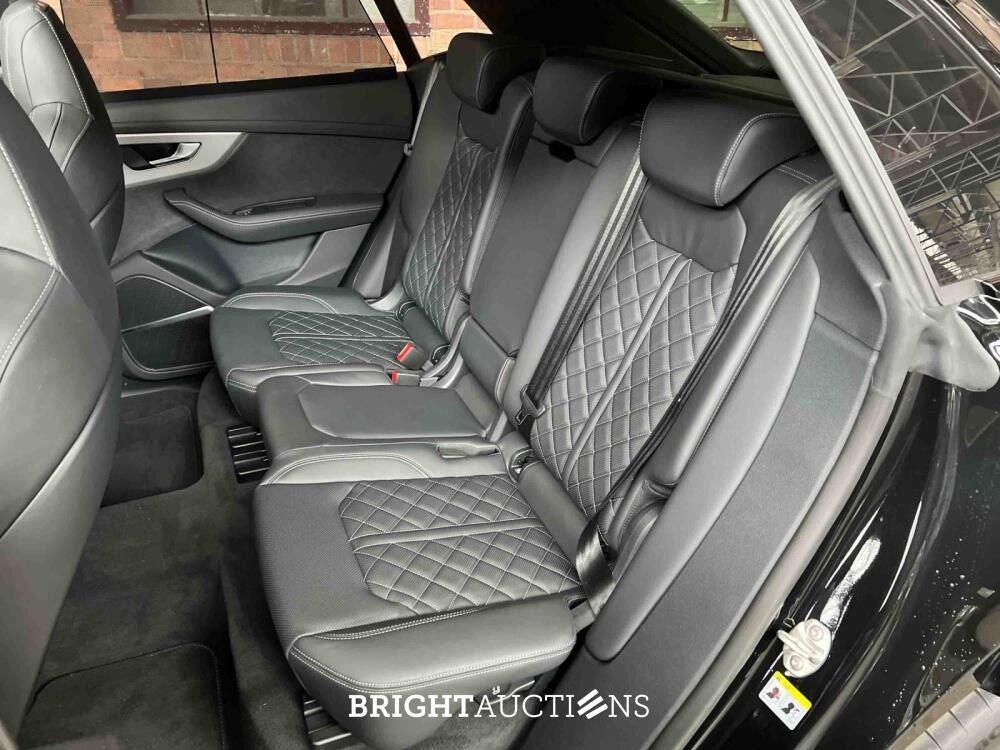 Audi Q8 60 TFSIe Quattro S-Line 490pk 2025 Plug-In Hybrid Fabrieksgarantie