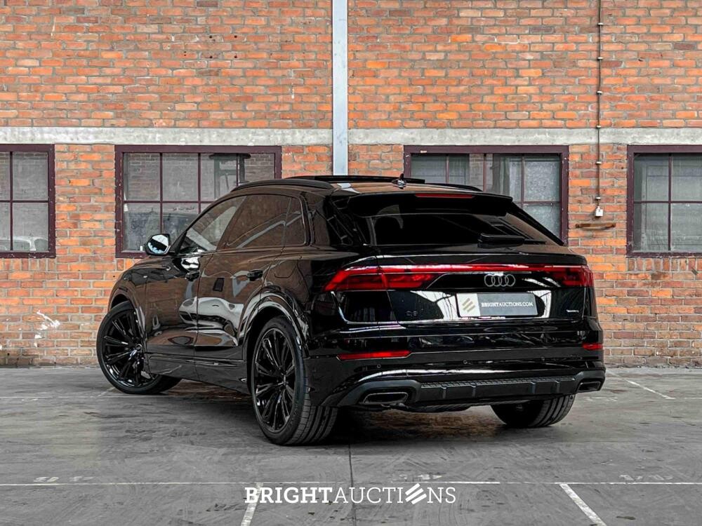 Audi Q8 60 TFSIe Quattro S-Line 490pk 2025 Plug-In Hybrid Fabrieksgarantie