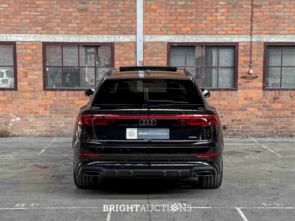 Audi Q8 60 TFSIe Quattro S-Line 490pk 2025 Plug-In Hybrid Fabrieksgarantie