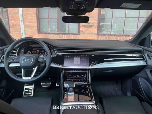 Audi Q8 60 TFSIe Quattro S-Line 490pk 2025 Plug-In Hybrid Fabrieksgarantie