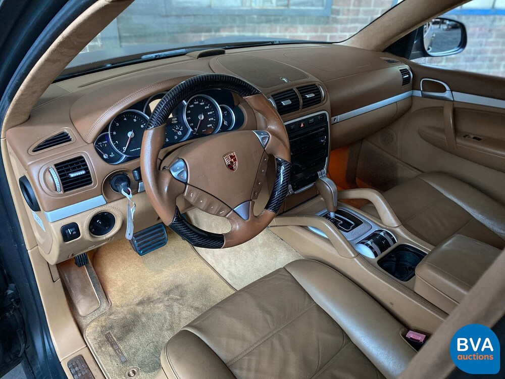 Porsche Cayenne Turbo 4.5 V8 450pk 2005 -YOUNGTIMER-
