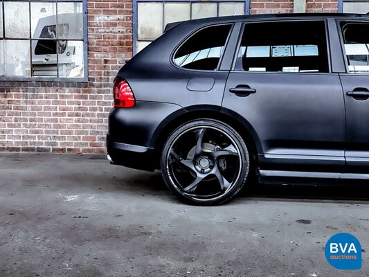 Porsche Cayenne Turbo 4.5 V8 450hp 2005 -YOUNGTIMER-.