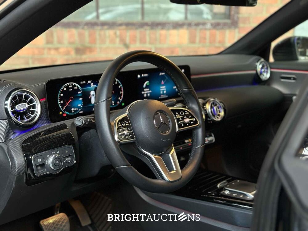 Mercedes-Benz CLA 200 Shooting Brake Business Solution Luxury CLA-klasse 163pk 2021, K-804-JL