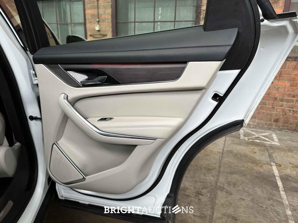 Jaguar F-Pace 2.0 P400e PHEV R-Dynamic S 300pk 2022 (Origineel-NL & 1e Eigenaar), R-884-KV