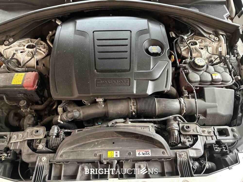 Jaguar F-Pace 2.0 P400e PHEV R-Dynamic S 300pk 2022 (Origineel-NL & 1e Eigenaar), R-884-KV