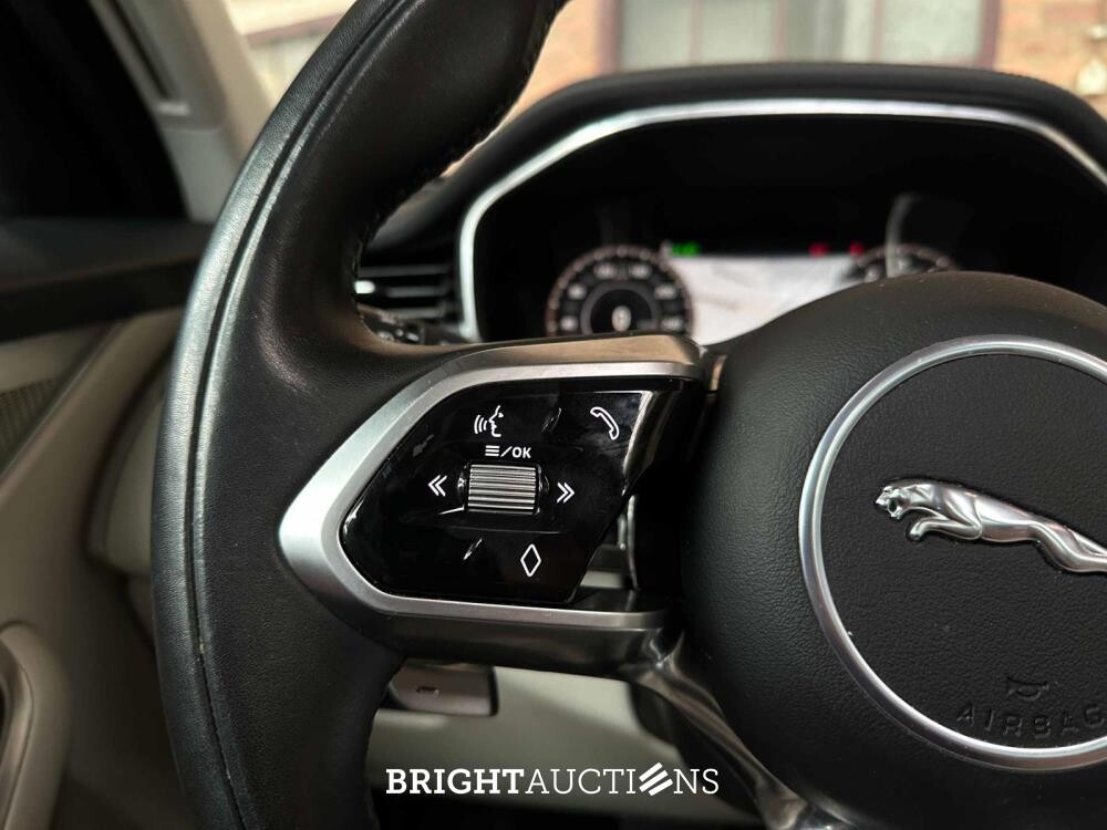 Jaguar F-Pace 2.0 P400e PHEV R-Dynamic S 300pk 2022 (Origineel-NL & 1e Eigenaar), R-884-KV