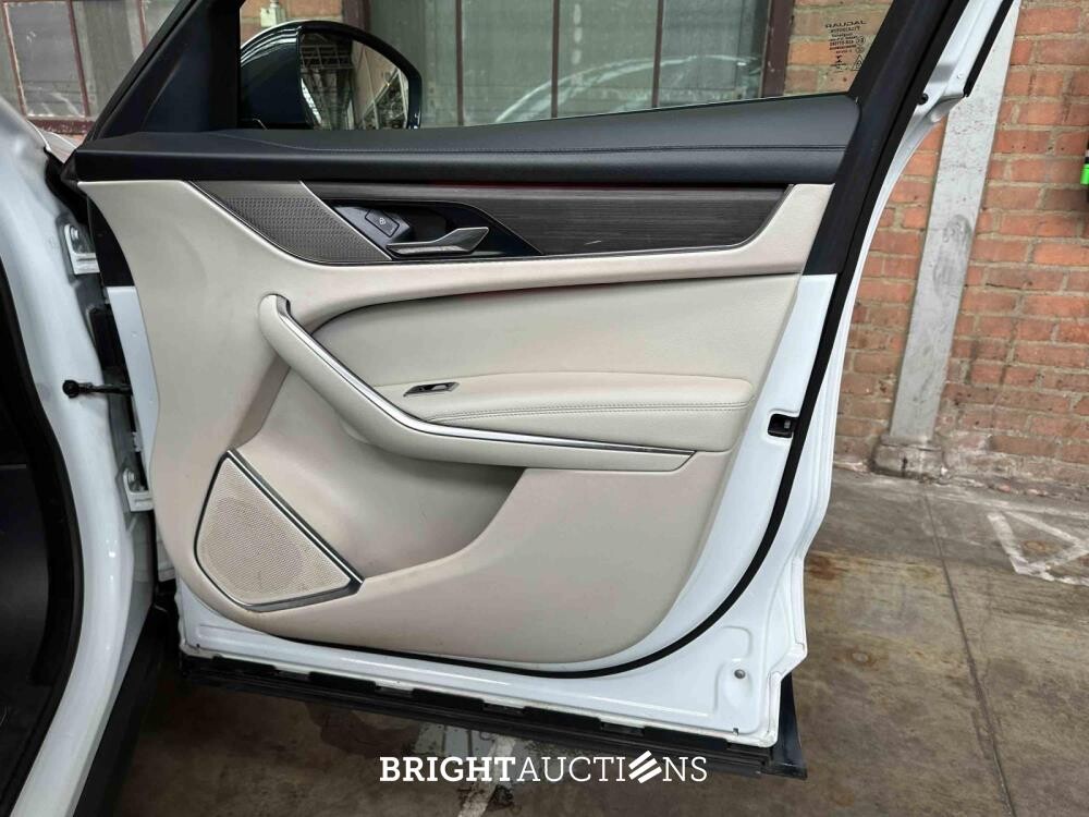 Jaguar F-Pace 2.0 P400e PHEV R-Dynamic S 300pk 2022 (Origineel-NL & 1e Eigenaar), R-884-KV