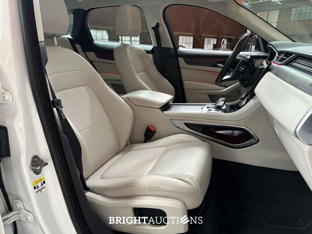 Jaguar F-Pace 2.0 P400e PHEV R-Dynamic S 300pk 2022 (Origineel-NL & 1e Eigenaar), R-884-KV