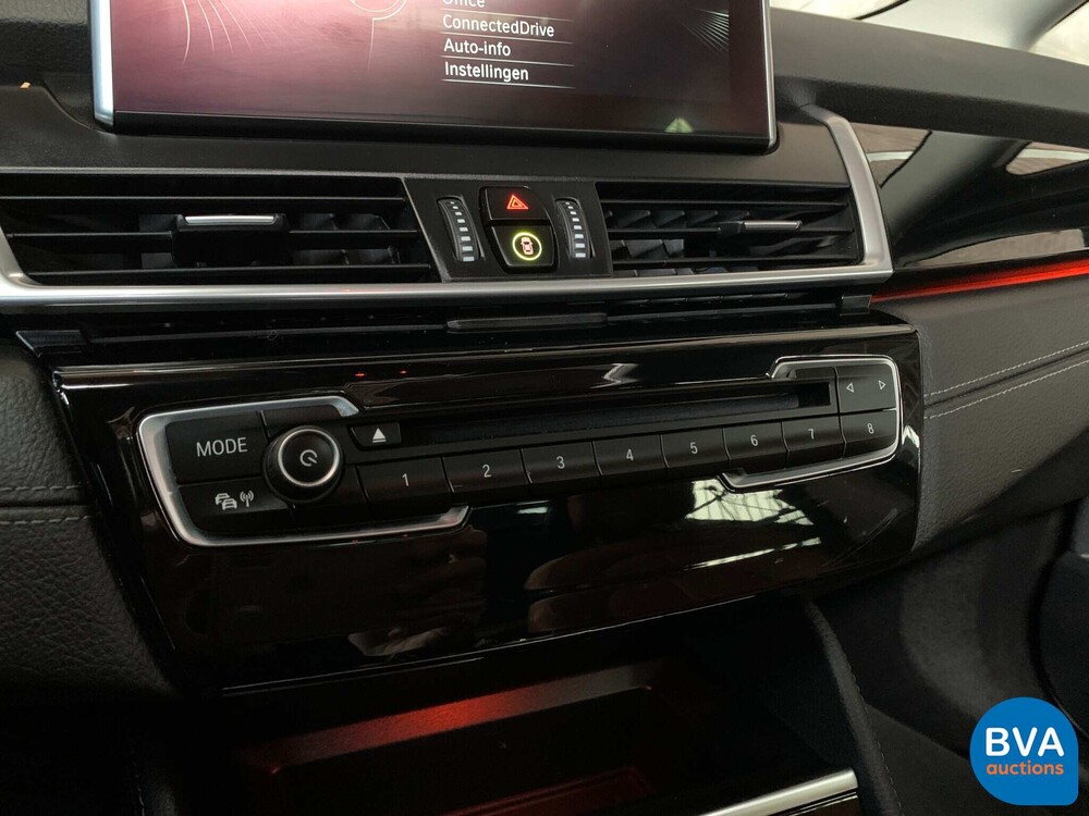 BMW 220d Gran Tourer 2-serie Centennial High Executive 7persoons 190pk 2017, PJ-302-H