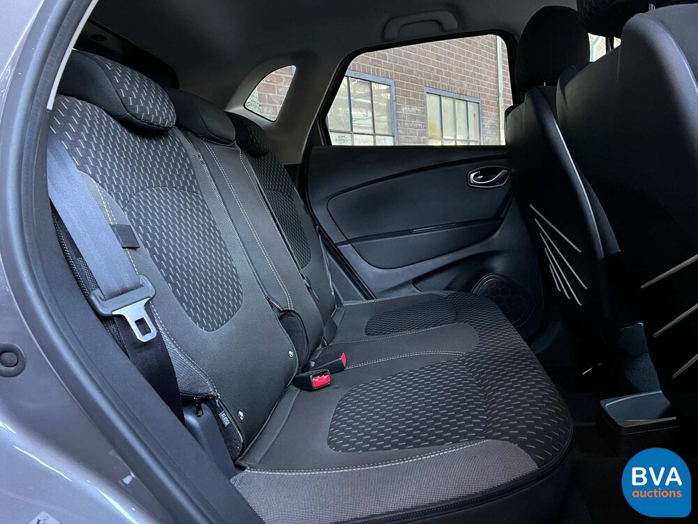 Renault Captur 1.2 Tce Bose 118pk 2018, P-996-FP