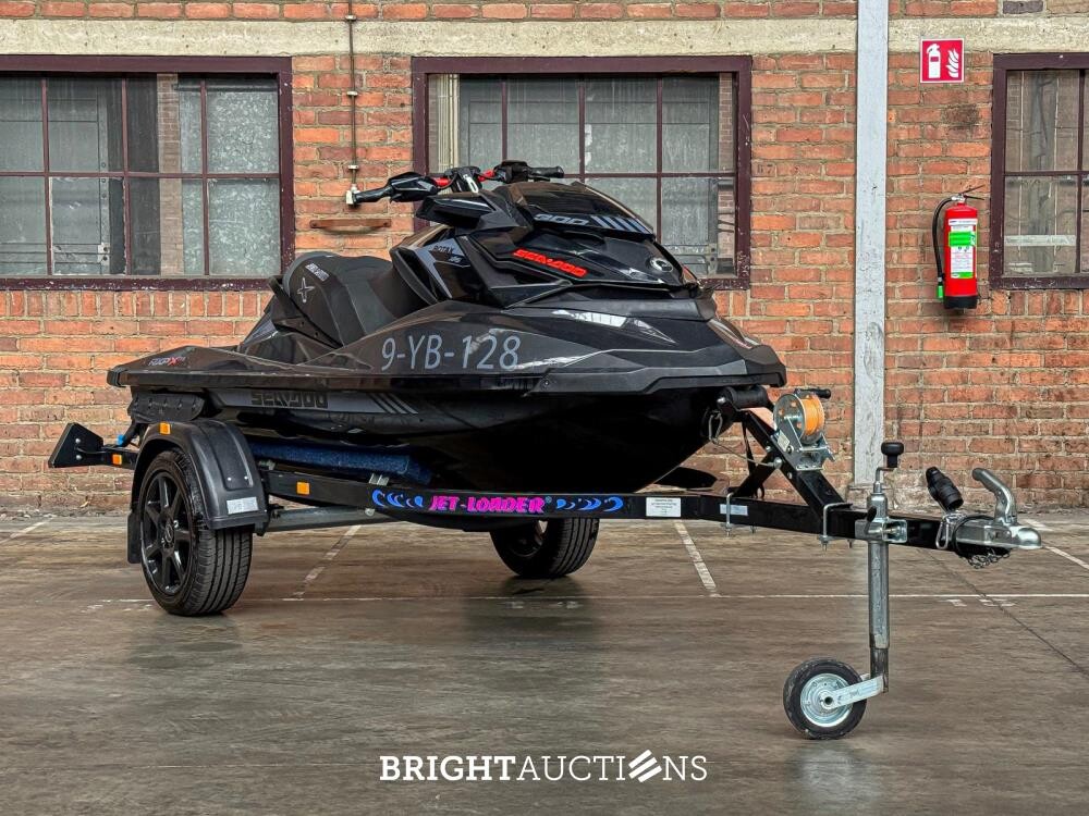 Sea-Doo RXP-X 300 Waterscooter 2019 Jetloader