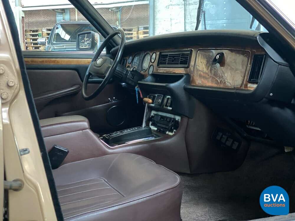 Daimler Double Six 5.3 V12 295pk 1982, 63-TGV-6