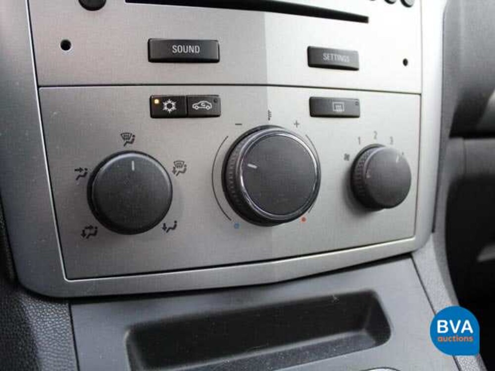 Opel Zafira 1.6 Business 7-persoons, 83-ZK-NS