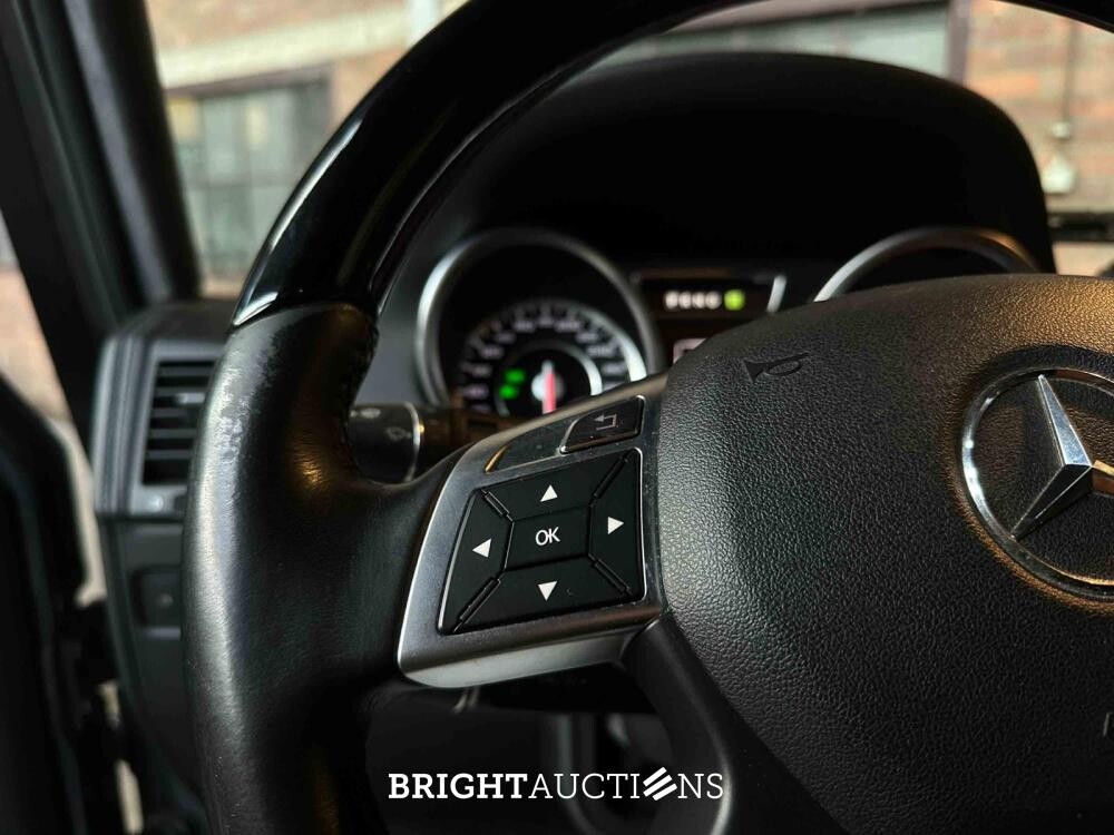 Mercedes-Benz G63 AMG 5.5 V8 544hp 2012, ZV-517-K