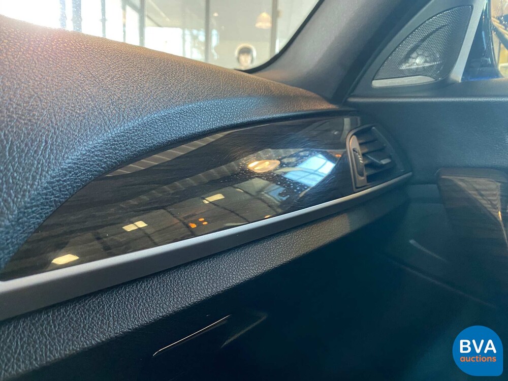 BMW M135i xDrive High Executive M-performance 320pk 2013, XV-242-R