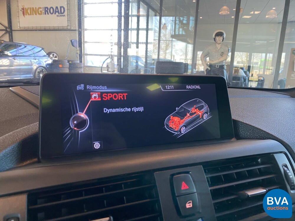 BMW M135i xDrive High Executive M-performance 320pk 2013, XV-242-R