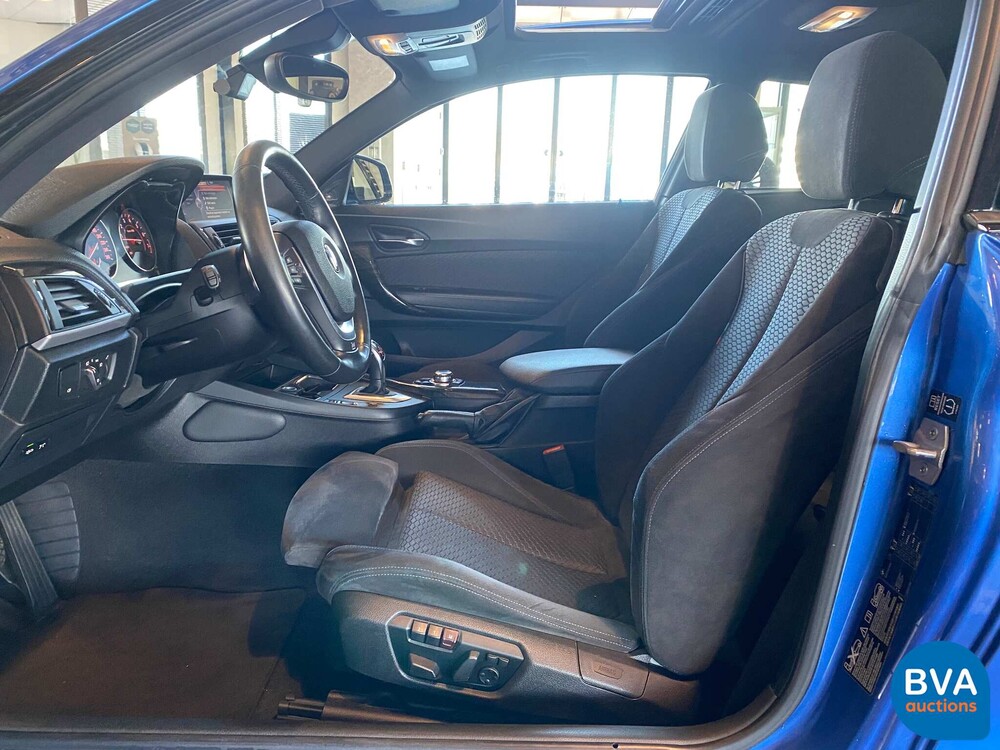 BMW M135i xDrive High Executive M-performance 320pk 2013, XV-242-R