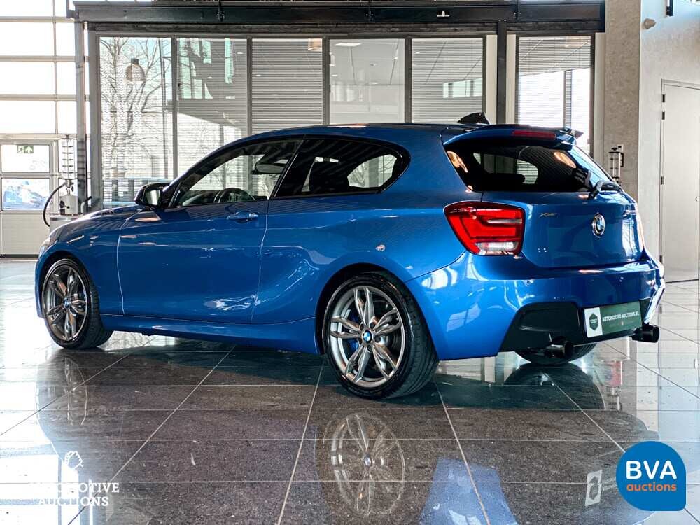BMW M135i xDrive High Executive M-performance 320pk 2013, XV-242-R