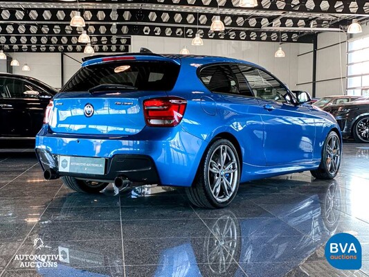 BMW M135i xDrive High Executive M-Performance 320hp 2013, XV-242-R.