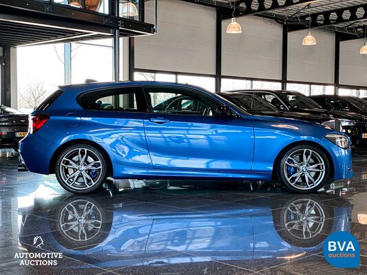 BMW M135i xDrive High Executive M-Performance 320hp 2013, XV-242-R.