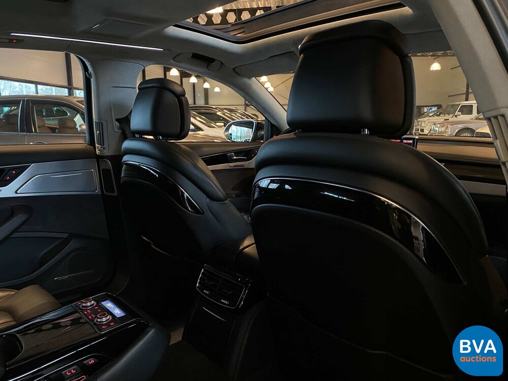 Audi A8 6.3 W12 quattro Lang Pro Line+ 500pk 2011 -Org. NL-, 04-RHV-9