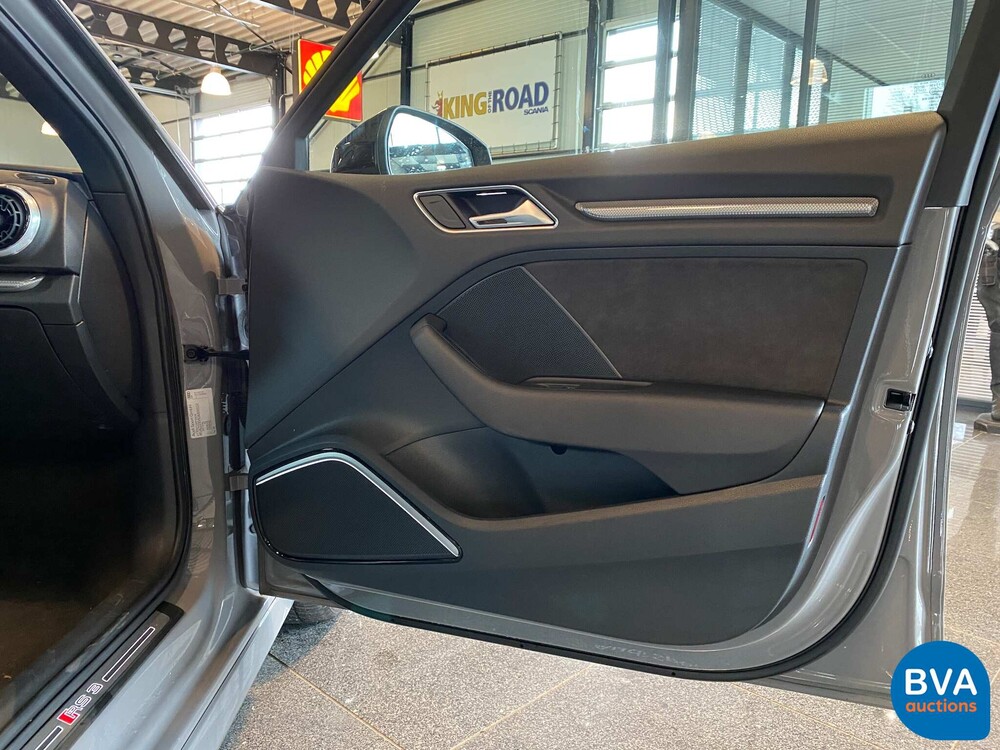 Audi RS3 Sportback 2.5TFSI Quattro 400pk 2018 FACELIFT Nardo-Grey