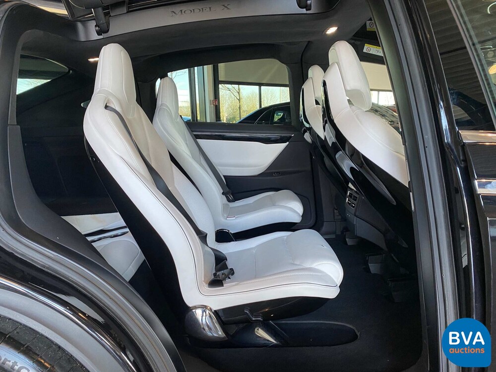 Tesla Model X 90D Base 6persoons 429pk 2016 -Org. NL-, KV-944-Z