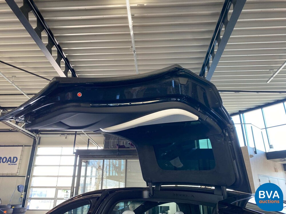 Tesla Model X 90D Base 6persoons 429pk 2016 -Org. NL-, KV-944-Z