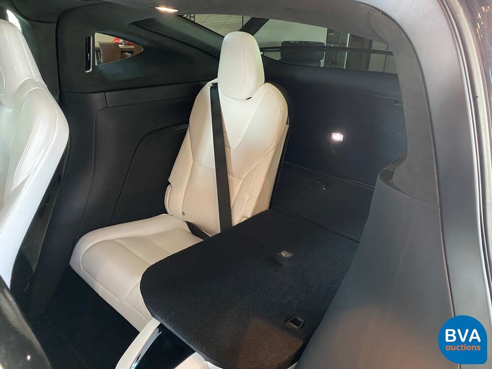 Tesla Model X 90D Base 6persoons 429pk 2016 -Org. NL-, KV-944-Z