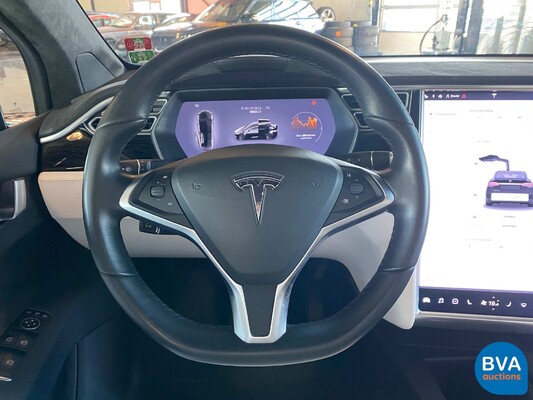 Tesla Model X 90D Base 6persoons 429pk 2016 -Org. NL-, KV-944-Z