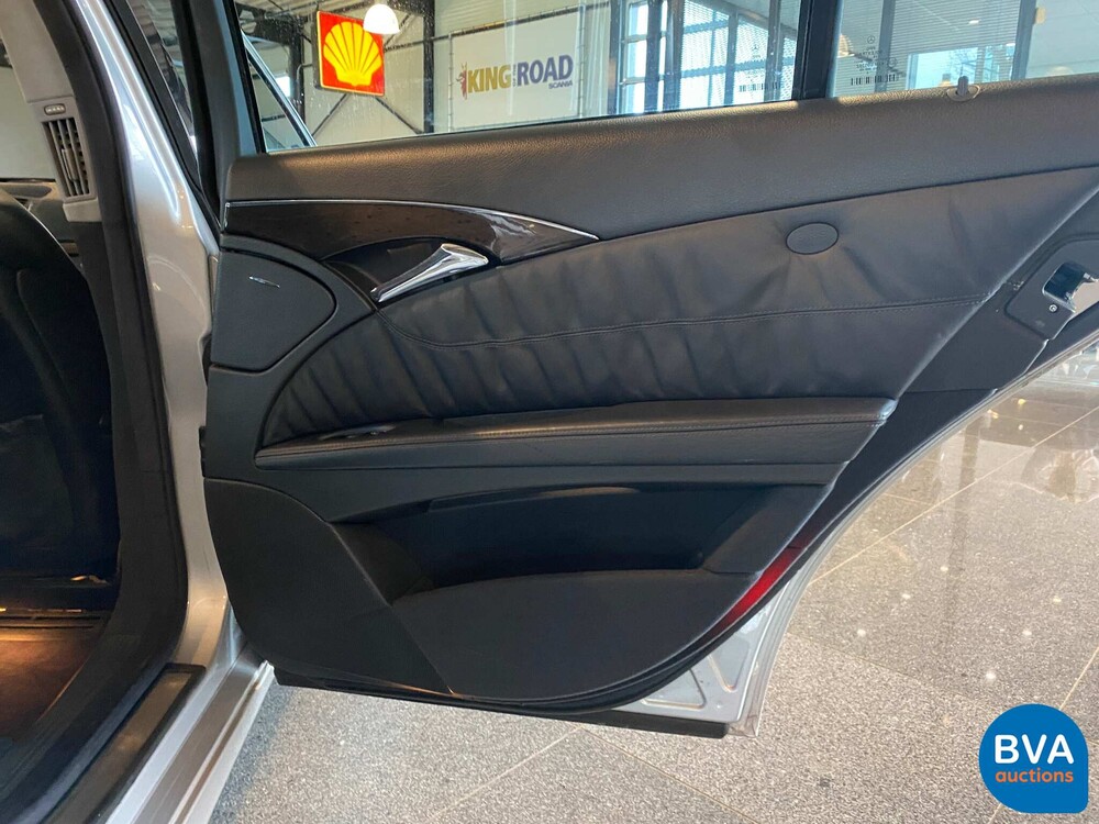 Mercedes-Benz E500 Elegance E-klasse 306pk 2002, J-123-TZ