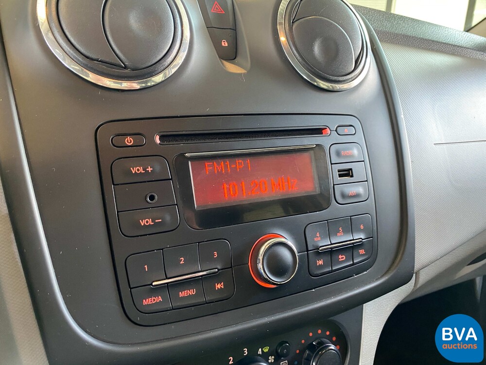 Dacia Logan MCV 0.9 TCe Ambiance 90pk 2014 -Org NL-, 3-TTS-11