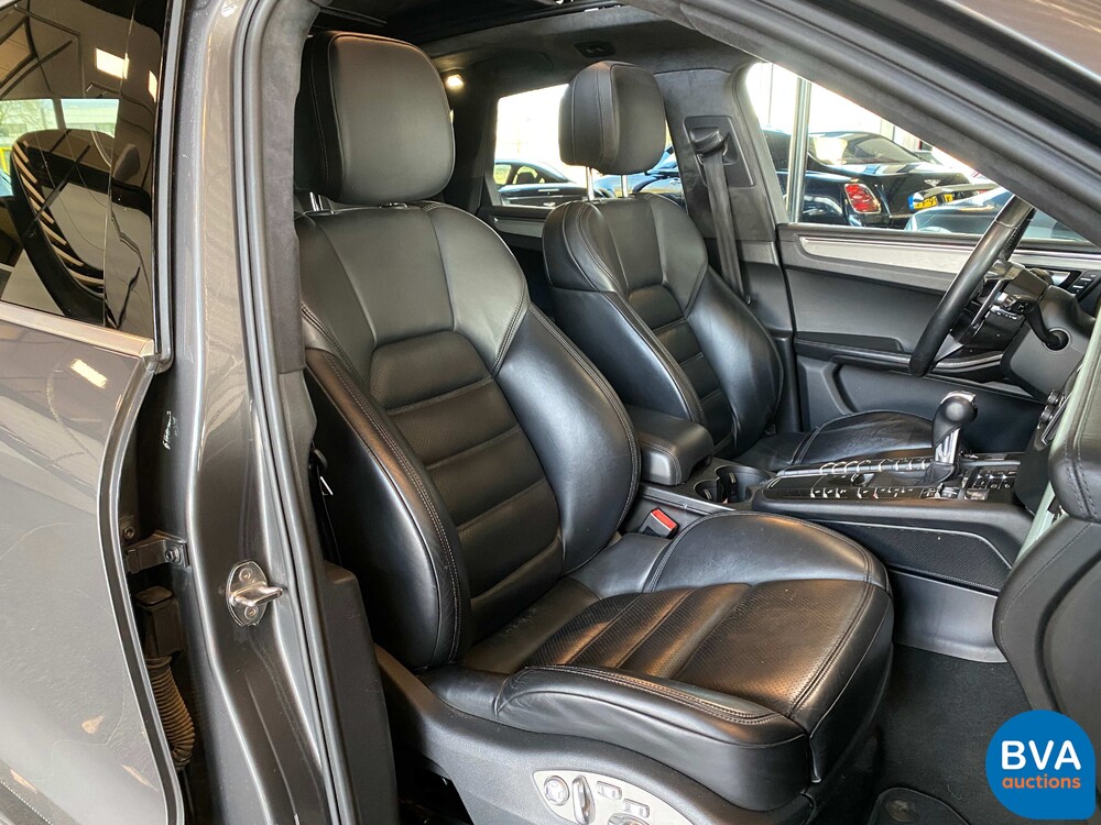 Porsche Macan Turbo 3.6 400pk 2015 -Org NL-, 4-ZSP-38