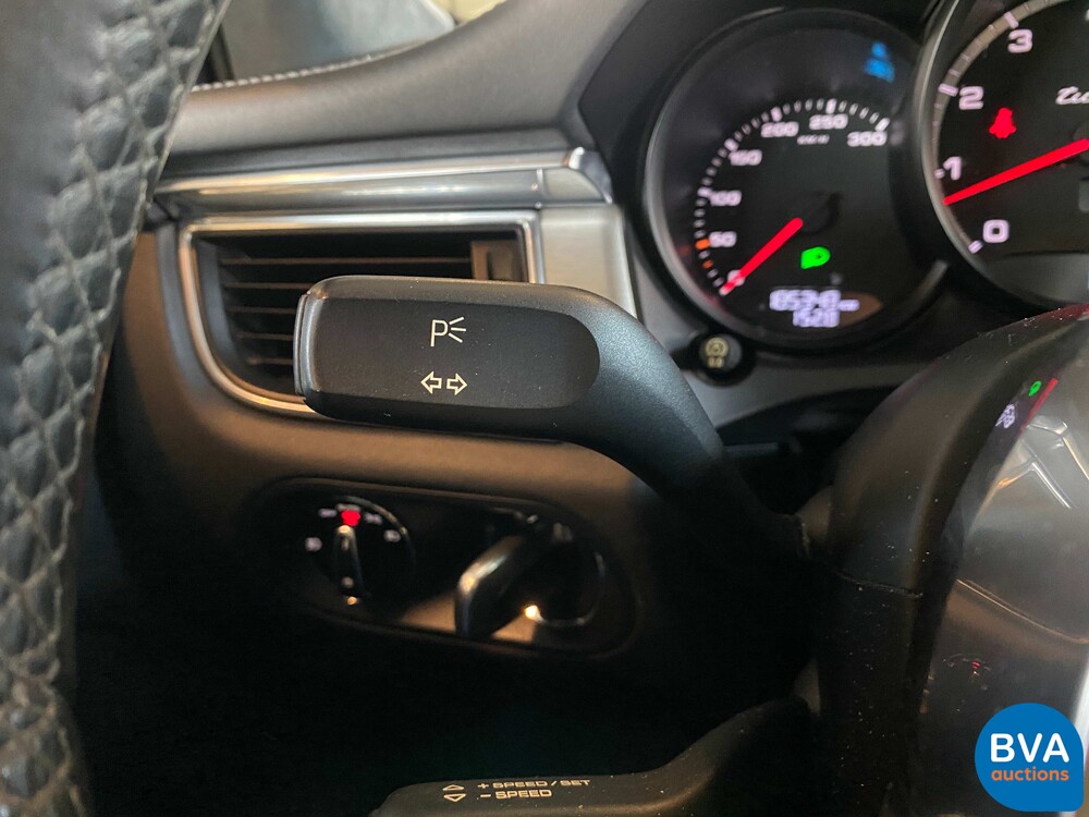 Porsche Macan Turbo 3.6 400pk 2015 -Org NL-, 4-ZSP-38