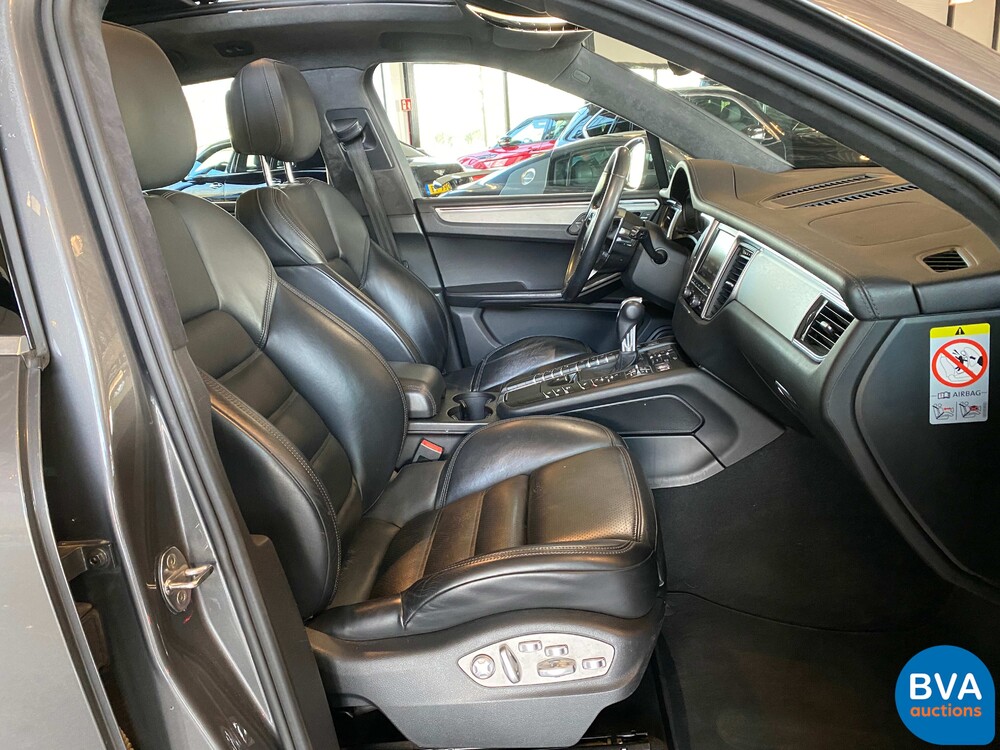 Porsche Macan Turbo 3.6 400pk 2015 -Org NL-, 4-ZSP-38