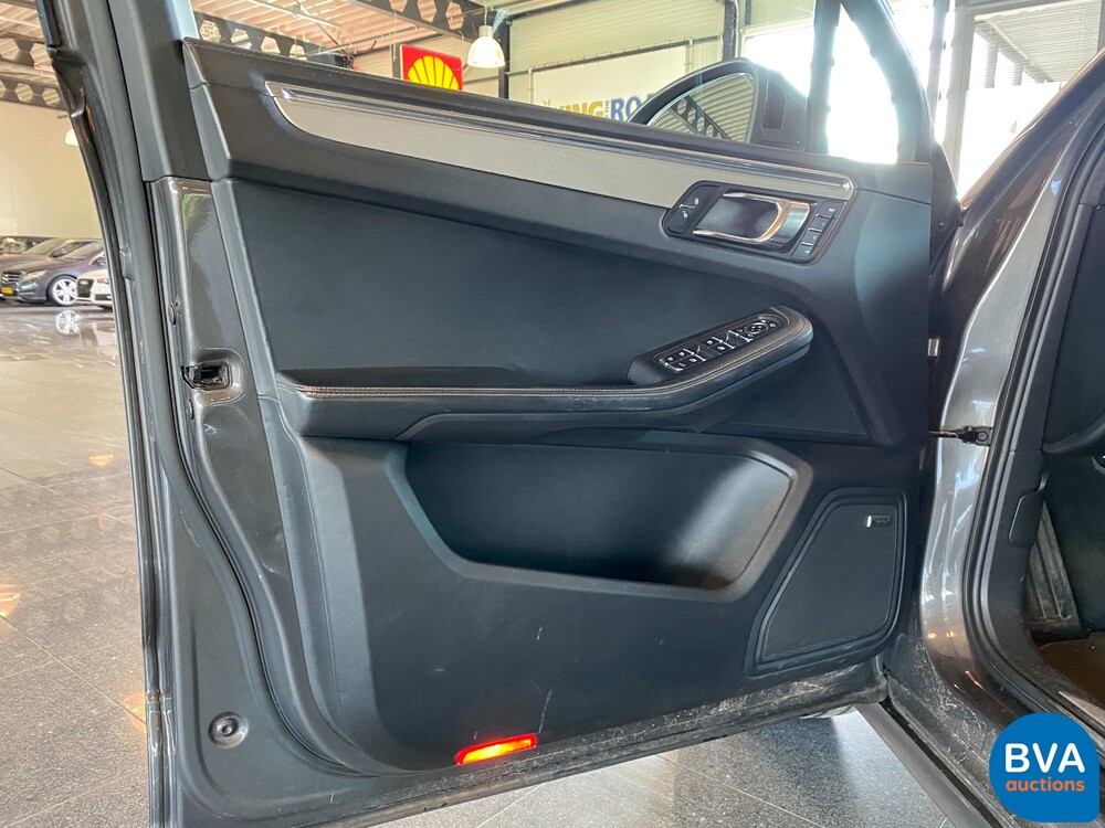 Porsche Macan Turbo 3.6 400pk 2015 -Org NL-, 4-ZSP-38