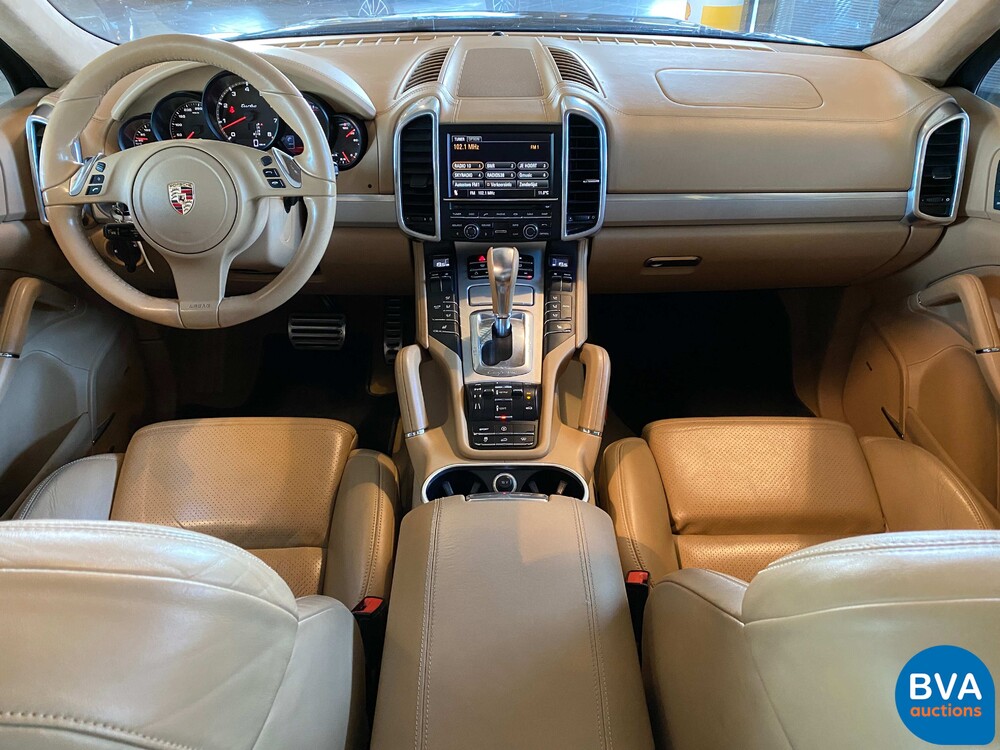 Porsche Cayenne 4.8 Turbo 500pk 2011, 79-ZSP-4