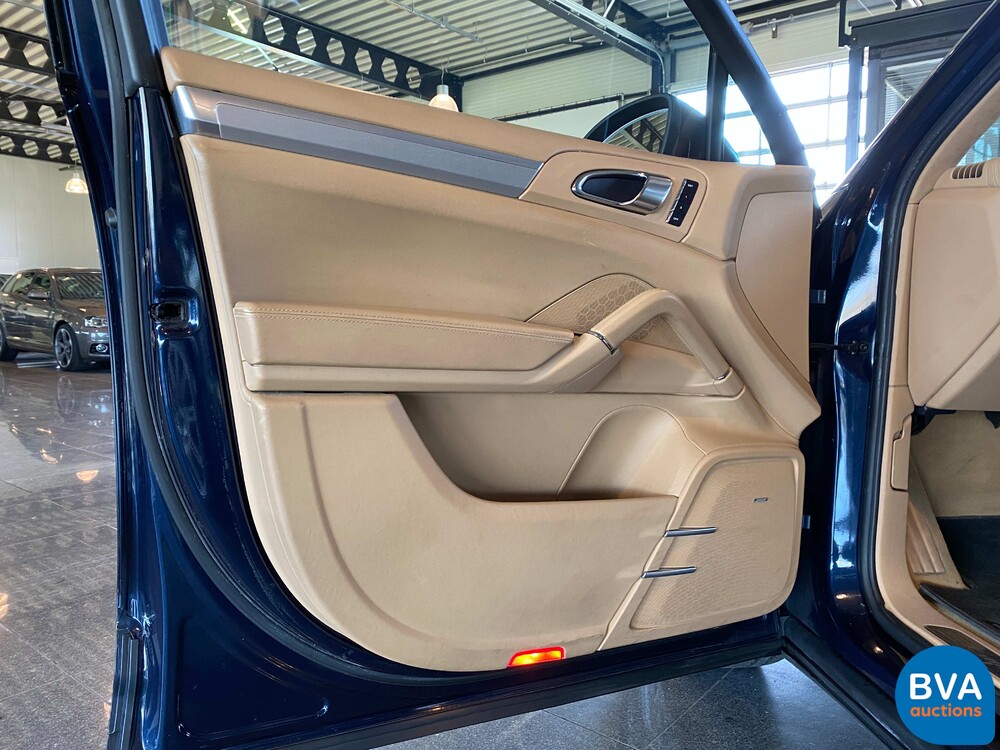 Porsche Cayenne 4.8 Turbo 500pk 2011, 79-ZSP-4