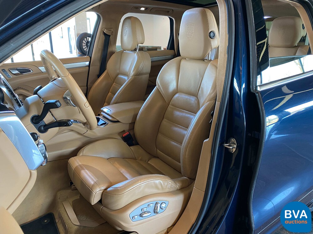 Porsche Cayenne 4.8 Turbo 500pk 2011, 79-ZSP-4