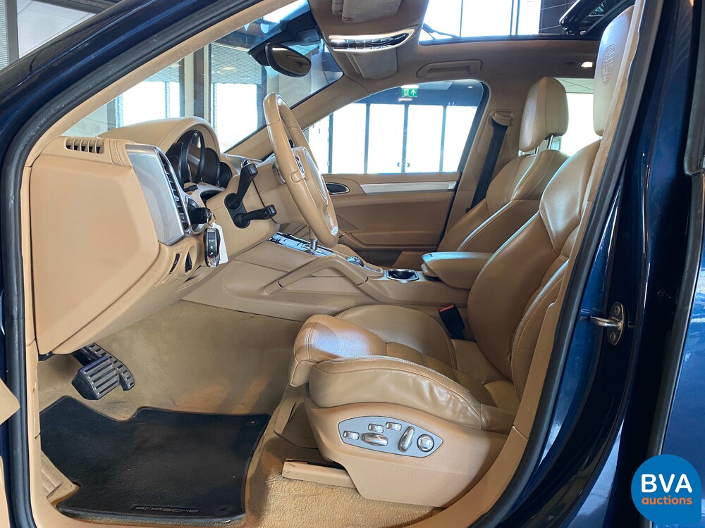 Porsche Cayenne 4.8 Turbo 500pk 2011, 79-ZSP-4
