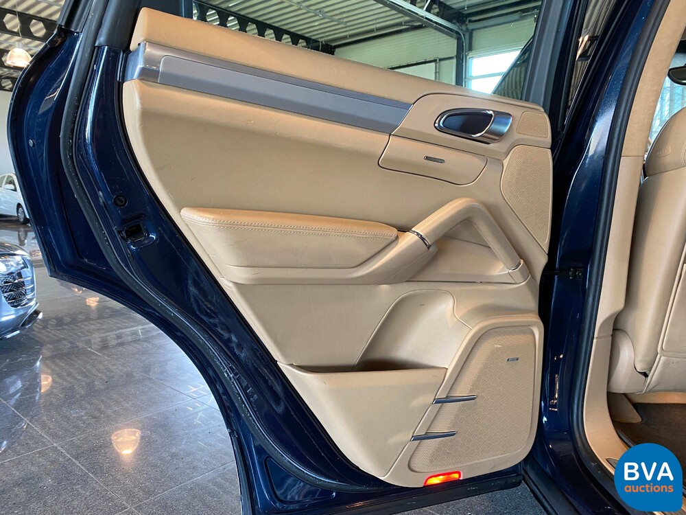 Porsche Cayenne 4.8 Turbo 500pk 2011, 79-ZSP-4