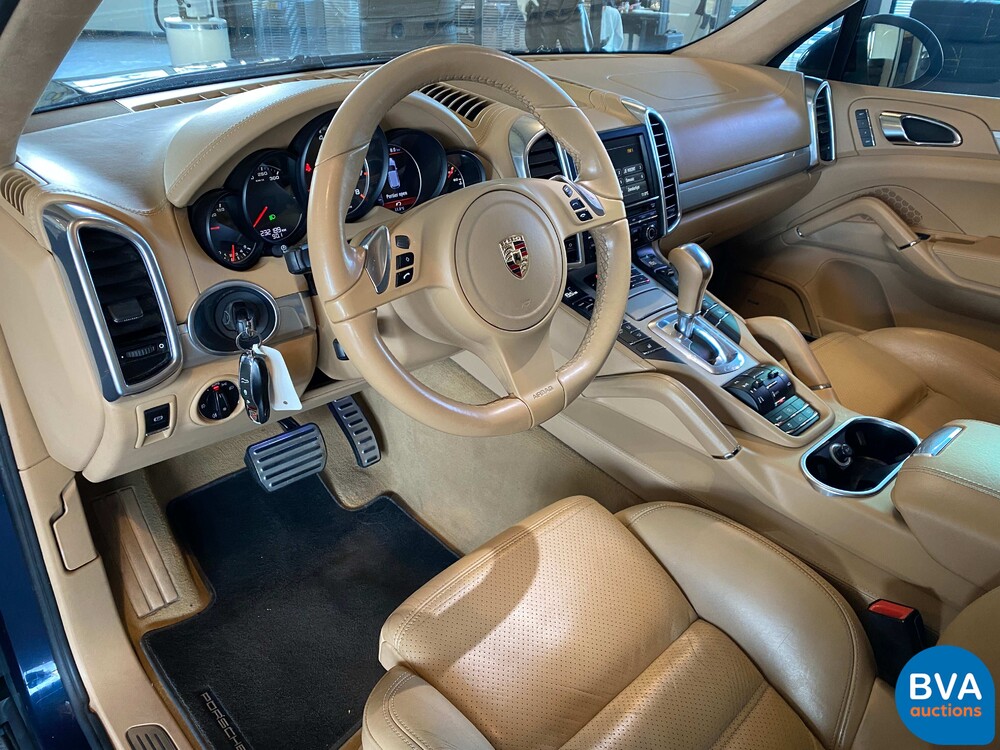 Porsche Cayenne 4.8 Turbo 500pk 2011, 79-ZSP-4