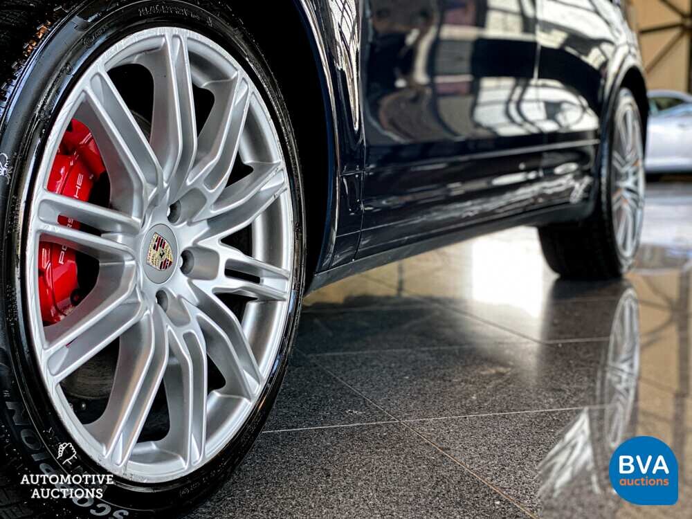 Porsche Cayenne 4.8 Turbo 500pk 2011, 79-ZSP-4
