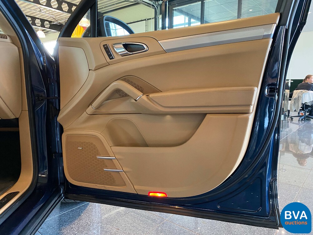 Porsche Cayenne 4.8 Turbo 500pk 2011, 79-ZSP-4