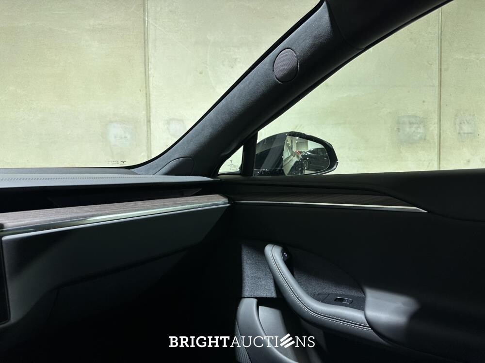 Tesla Model S Long Range 670pk 2022 (Origineel-NL), S-642-BB