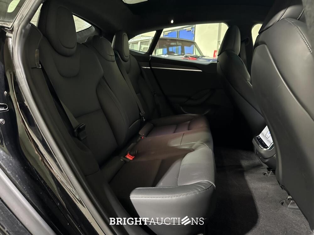 Tesla Model S Long Range 670pk 2022 (Origineel-NL), S-642-BB