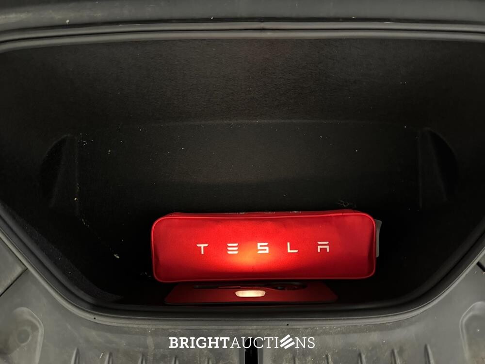 Tesla Model S Long Range 670pk 2022 (Origineel-NL), S-642-BB